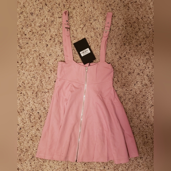 Killstar Pastel Pink Suspend Me Statement suspender style skirt - Picture 4 of 7